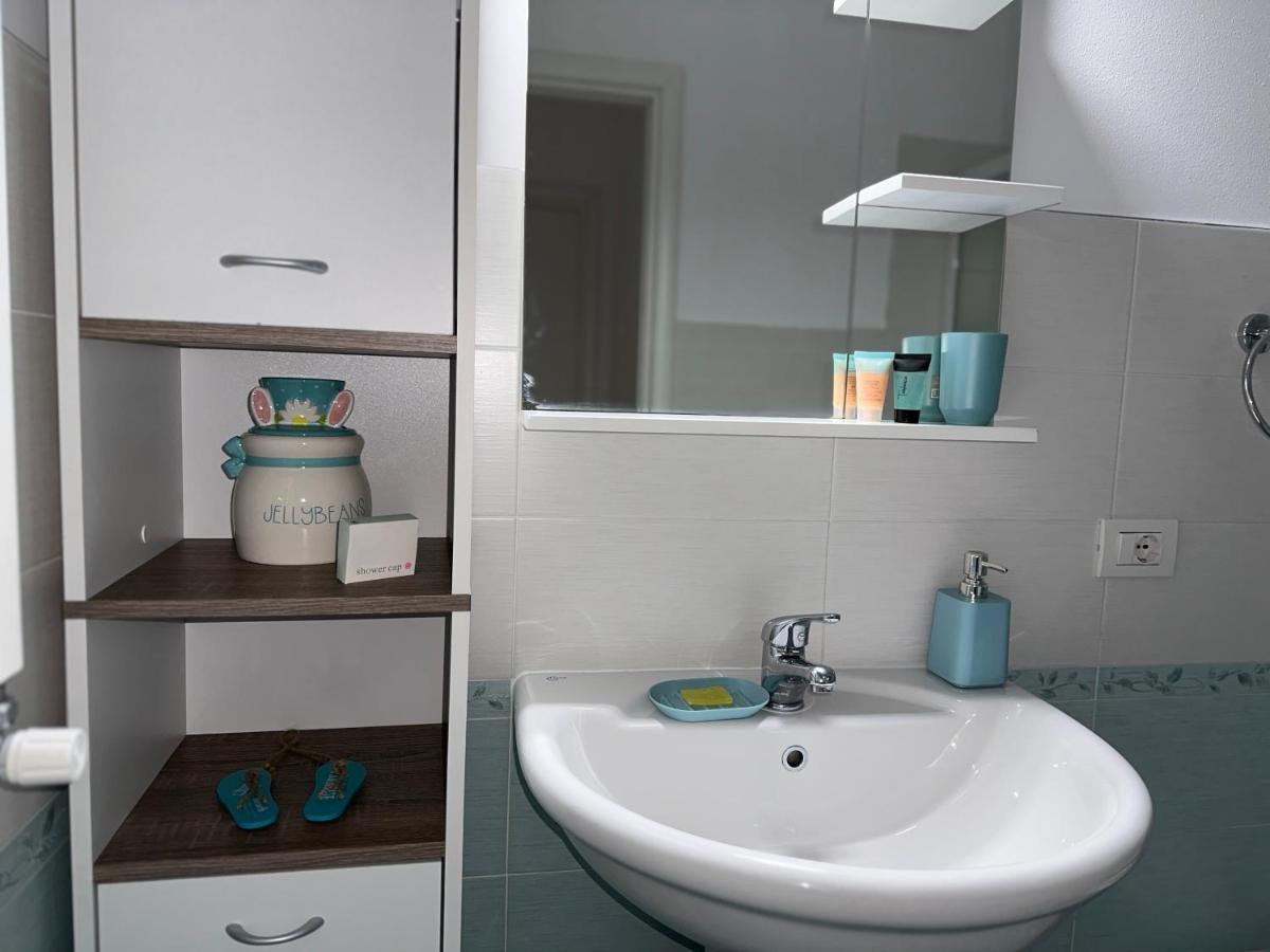 Central Apartment Timisoara Ngoại thất bức ảnh