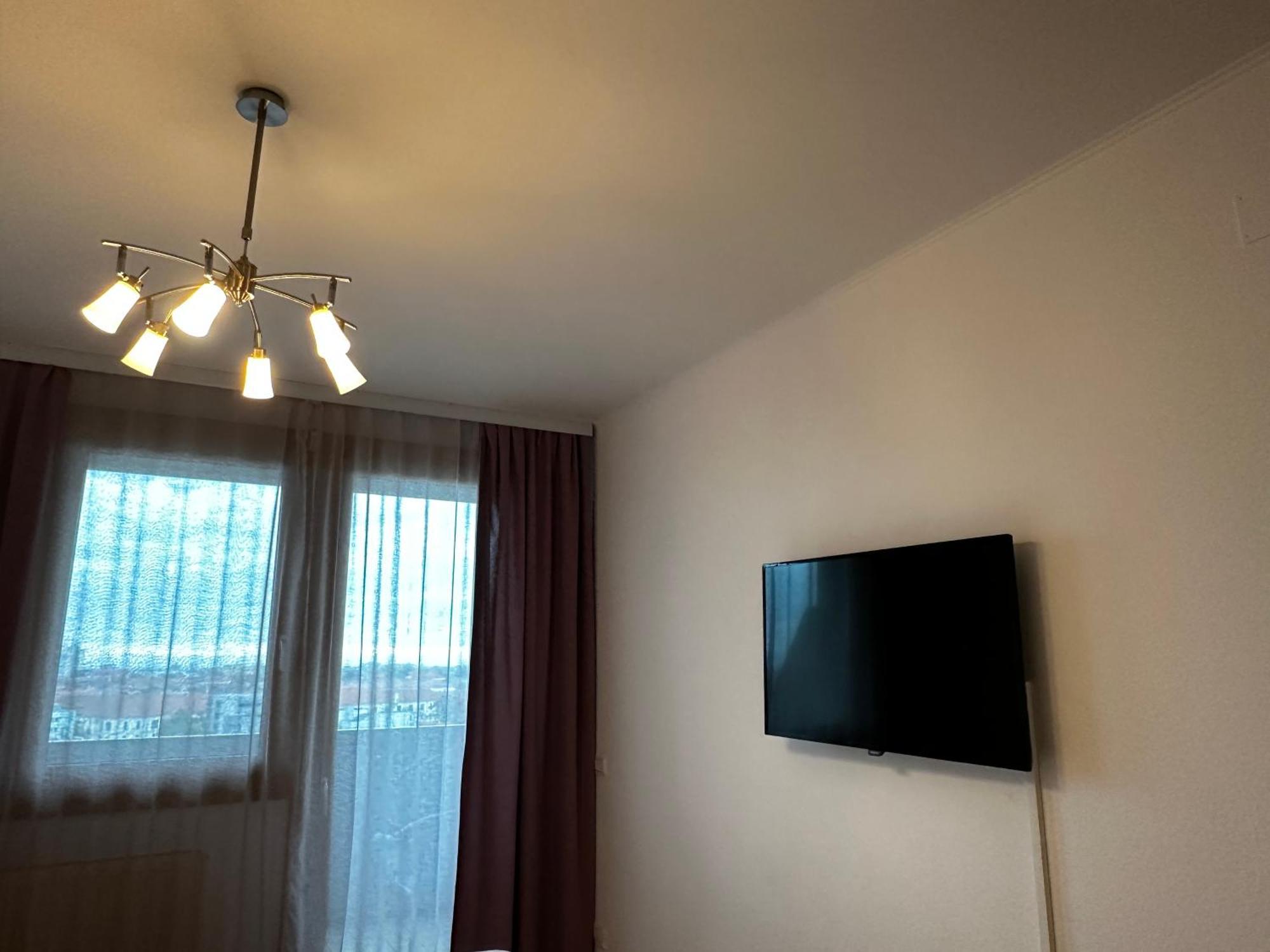 Central Apartment Timisoara Ngoại thất bức ảnh